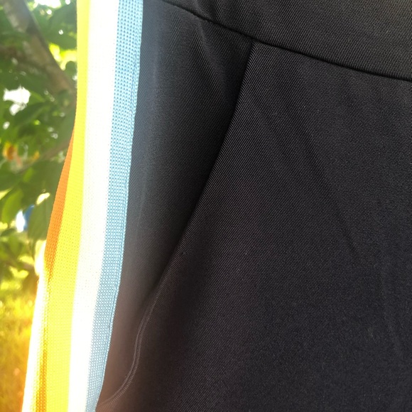 Stunning Madison Marcus Navy blue with Rainbow Tape Side Split Pants Size M - Picture 3 of 8